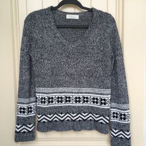Olive & Oak sweater size M
